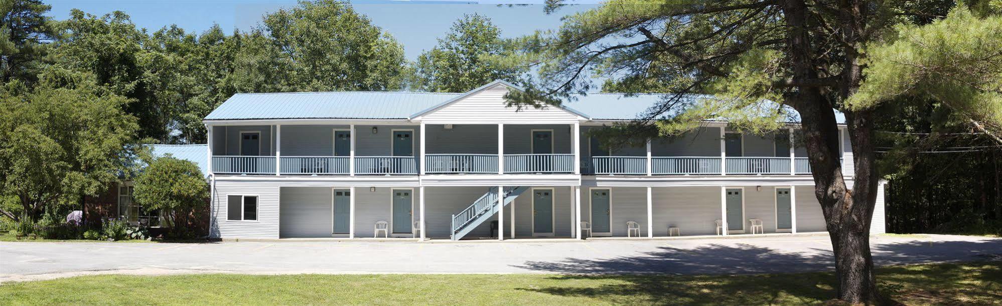 Red Carpet Inn And Suites Plymouth Buitenkant foto
